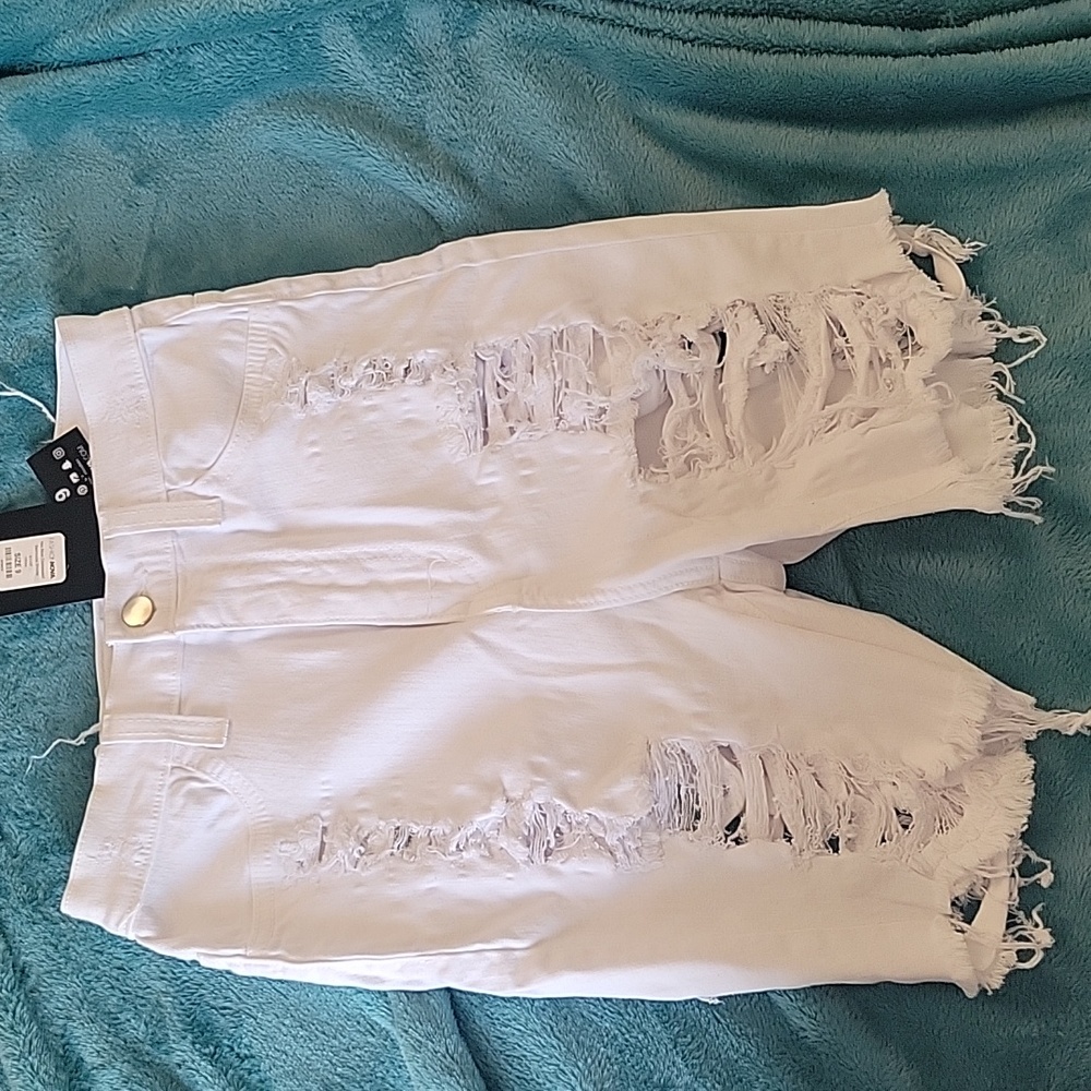 Yes Now Distressed Bermuda Shorts - Picture 6 of 9